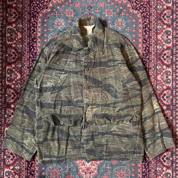 Vintage 70s Ranger Tiger Stripe Camo Hunting Jacket Size Small 21x26 - Picture 1 of 6